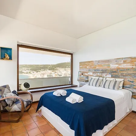 Διαμέρισμα Premium Apartment, Private Beach Access, Garage, View *