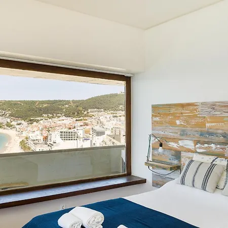 Premium Apartment, Private Beach Access, Garage, View *